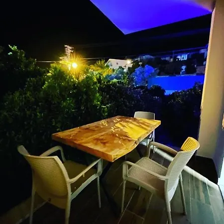 2 Bedroom Flat With Swimming Pool For Rent Mazi Village Of Bodrum