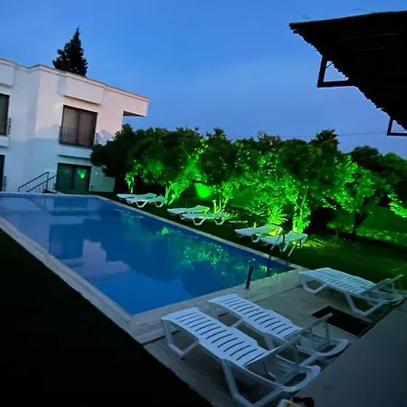 2 Bedroom Flat With Swimming Pool For Rent Mazi Village Of Apartament Bodrum
